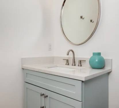 Iris-22 Bedroom 1 Bath. Pic 1. King with attached bath with shower/tub combo.