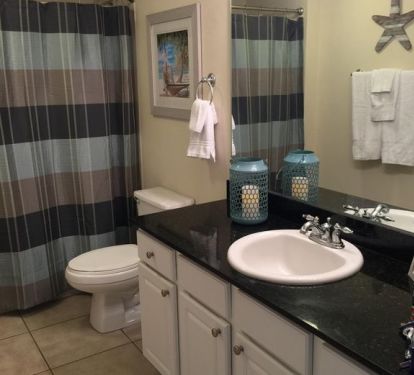 Guest bathroom with access from the queen bedroom!