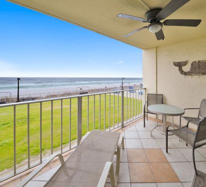 Enjoy the gulf breeze &amp; spectacular sunsets on your private 2nd floor balcony