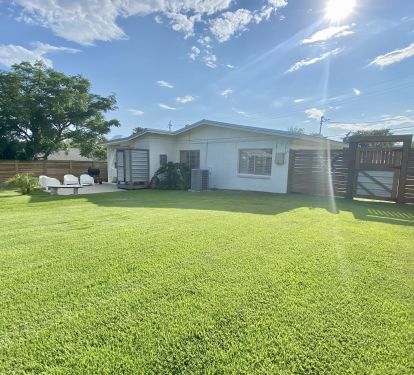 Huge Fenced Back Yard (this is only 1/2 of it)