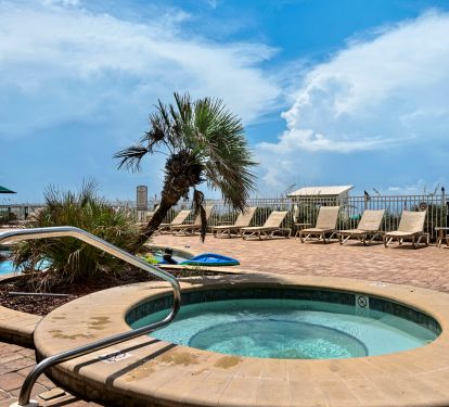 Sterling Sands Hot Tub