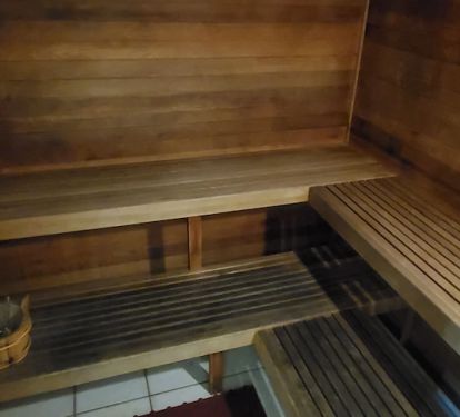 Amenities include a beautiful sauna.
