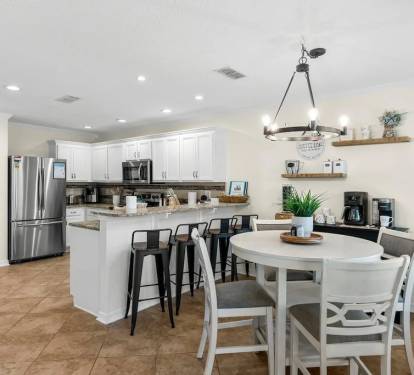 This nook is perfect for game night. Rather it be checkers, or cards it is a great area to spend quality time. Also featured is the Coffee bar which includes a drip coffee maker and a Keurig, along with complimentary coffee, sugars and creamers.