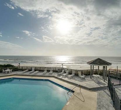 Gulf Front Pool 