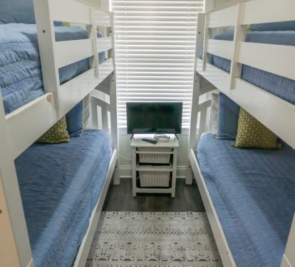 1st FL Kiddos Bunk Room for 4 
