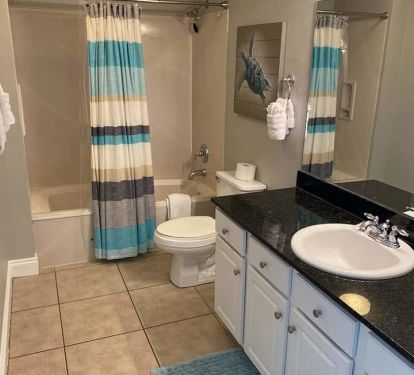 JACK &amp; JILL BATH ACCESS FROM 2ND KING BEDROOM!