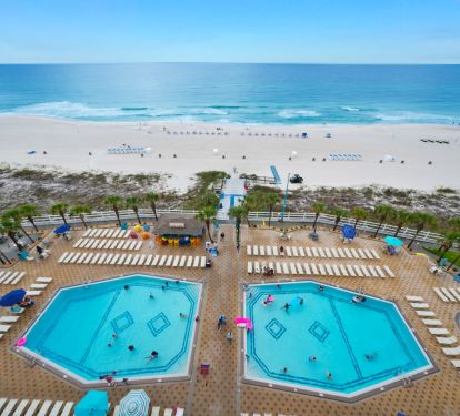 4 pools including one heated pool and 2 kiddy pools