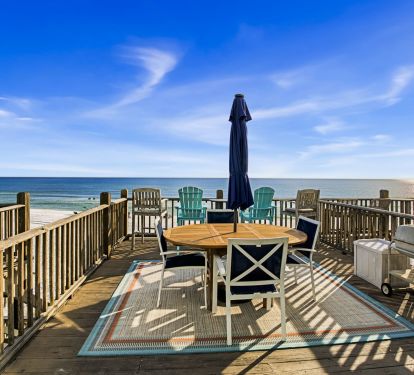 Deck - table - 6 chairs 