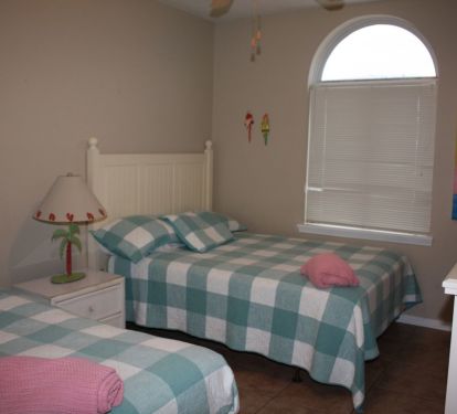 2nd floor Queen &amp; Single, Bedroom 3