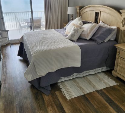 Beach front master BR with king bed and on suite master bath