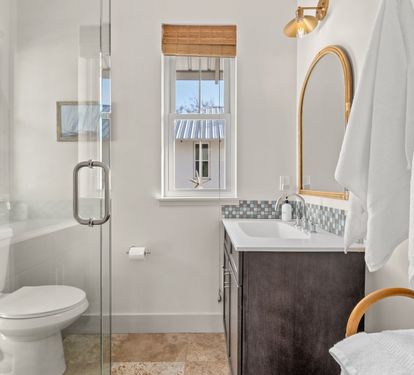 Spa vibes: great light, clean lines, calm all over