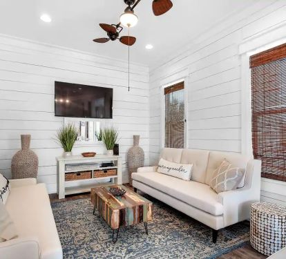 Freestyle-8 Shiplap walls and funky style. Freestyle offers two separate living areas...making it ideal for multi-family vacations.