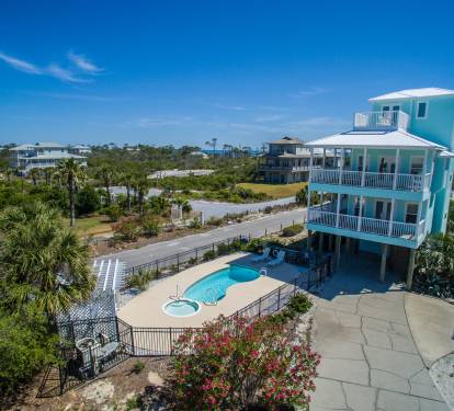 Gorgeous Views with Private Pool