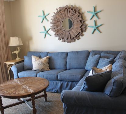 The living room: charming coastal theme throughout