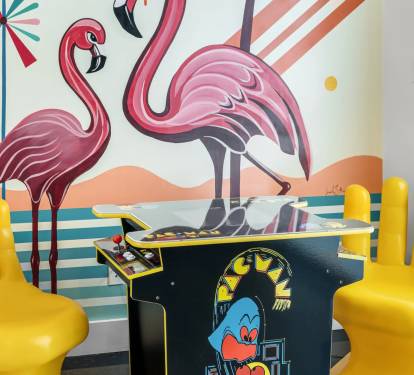 Pac Man Game offers Multiple Games