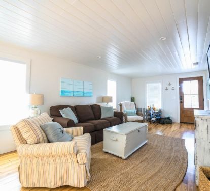 Living Area with enough space to relax