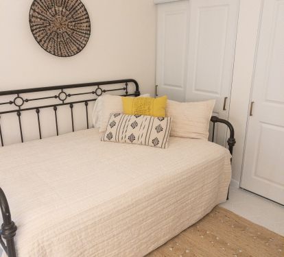 Double Daybed