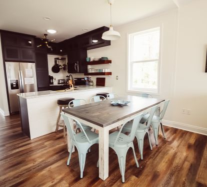 Kitchen/Dining area