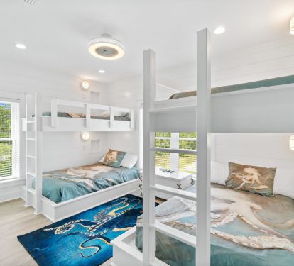 XL Bunk room on 2 level. Great place for the kids or your adults.
