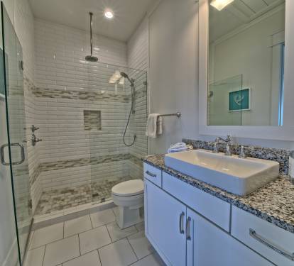 3RD FLOOR BATHROOM