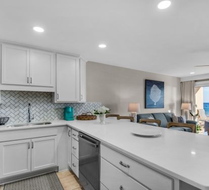 Large area for prepping dinner or lunch