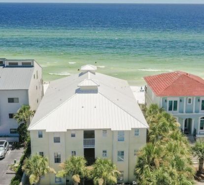Low density condo- AMAZING -Beach access