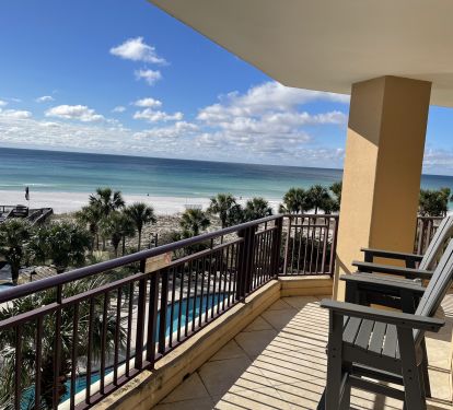 Wrap Balcony has a perfect view of the pool and the beach!