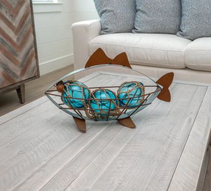 Mariner-12 Thoughtfully curated throughout, Mariner's fun and beachy decor will create lifetime memories.
