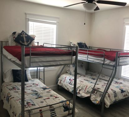  bunk room