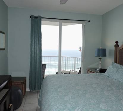 Master Bedroom, King Size Bed with a Great View of the Gulf!