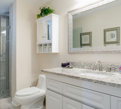2nd Master Suite Bathroom