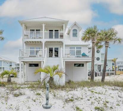Beautiful Beach House with Views of the Gulf