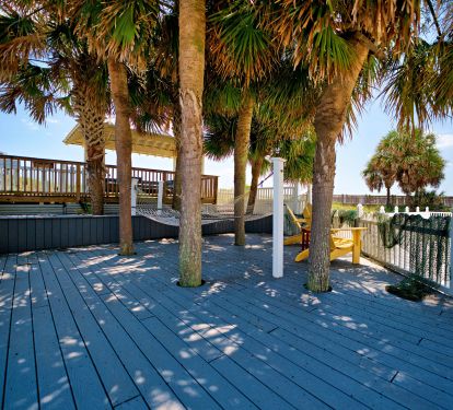 Hammock Area around Pool