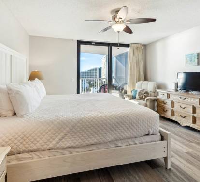 with gulf views and balcony access!