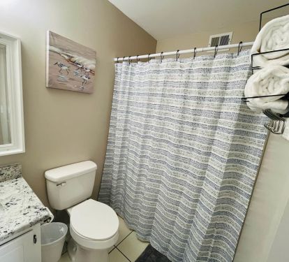 2nd Barhroom