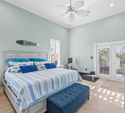 Primary Bedroom (King)