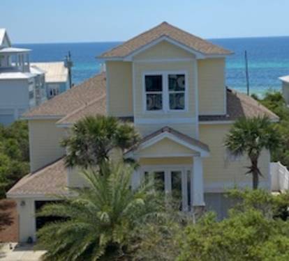 View of Big Mama's with amazing ocean view.
