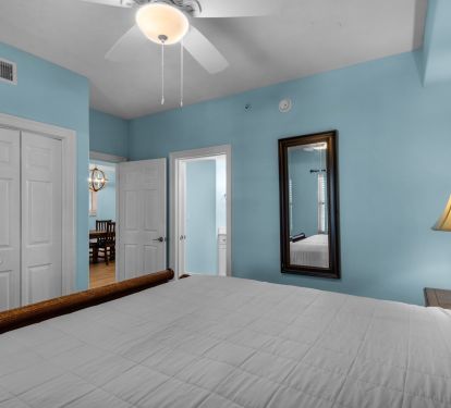 2nd bedroom also has a full king size bed, that sleep like a cloud 