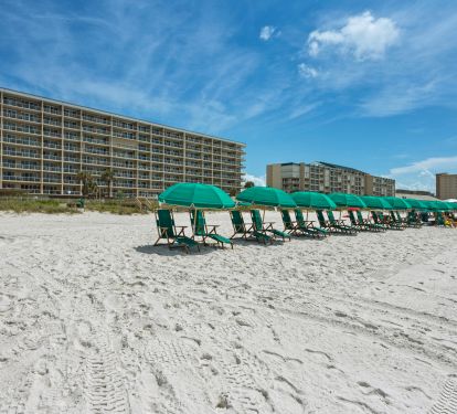 Your rental includes beach service (in season).