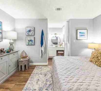 King Bedroom with TV