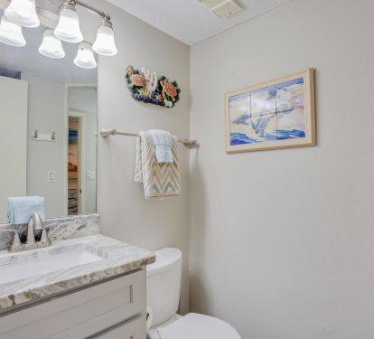 Second Story Bath with Shower