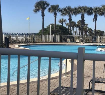 Beachside pool is heated seasonally