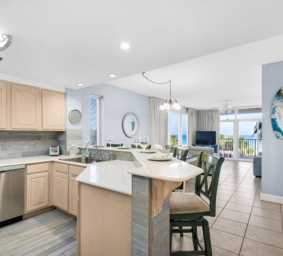 Jade East 3-Bedroom 3-Bath Condo_5