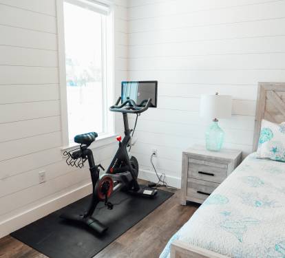 Peloton bike included