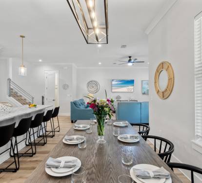Dining Table with Plenty of Seating