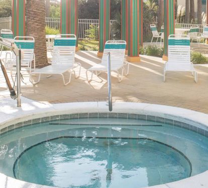 Hot tub