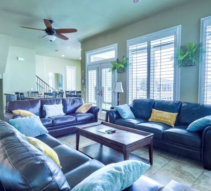 Living room with an access to the balcony, second floor