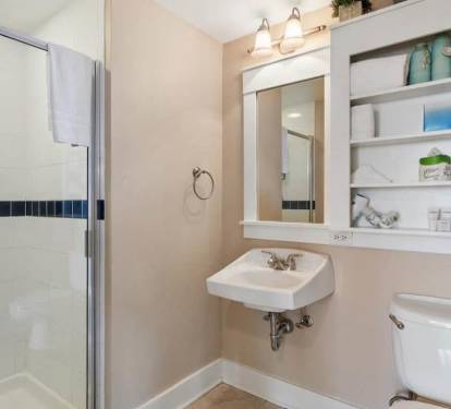 Bathroom Two_01
