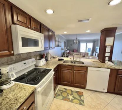 TWO BIG PANTRIES HOLD CROCKPOTS AND EXTRAS FOR ALL YOUR COOKING NEEDS!