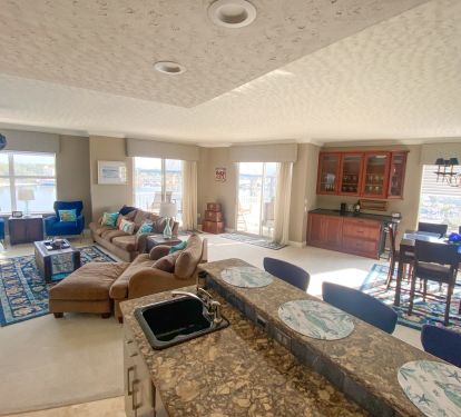 Amazing views from every angle!   renteaglesperch.com